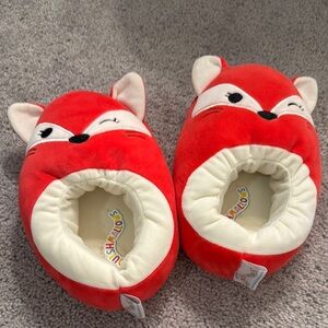 Squishmallows Red Fox Kids Slippers